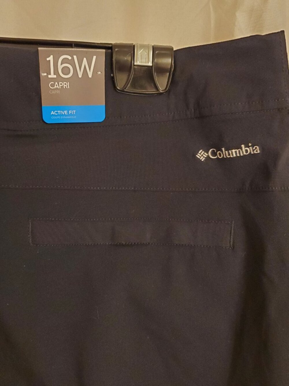 Columbia Active Fit Omni Shield Black Capri - Size 16W - NEW - Picture 7 of 12